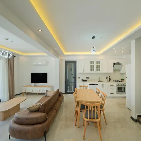 Detached With Private Pool - Oludeniz, Vilă