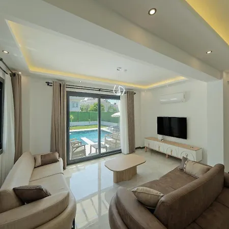 Vilă Detached With Private Pool - Oludeniz,