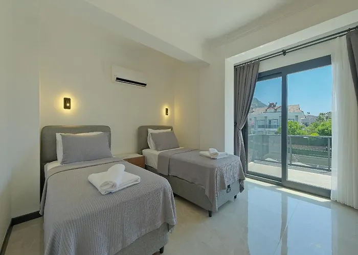 Vilă Detached With Private Pool - Oludeniz, *