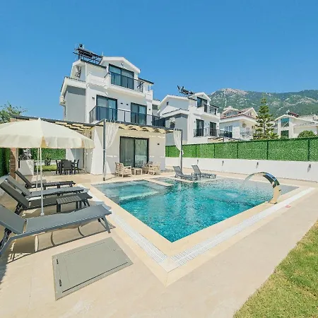 Detached With Private Pool - Oludeniz, فتحية