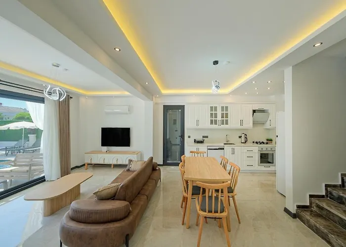 Detached With Private Pool - Oludeniz, Vila