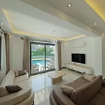 Villa Detached With Private Pool - Oludeniz,